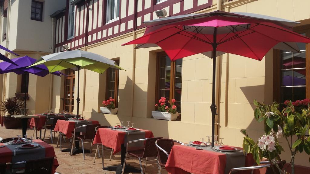 Hotellerie Normande Dozulé Exteriér fotografie